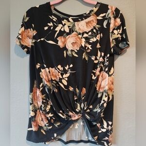Viamor Women's Size S Floral Gathered Front Top
